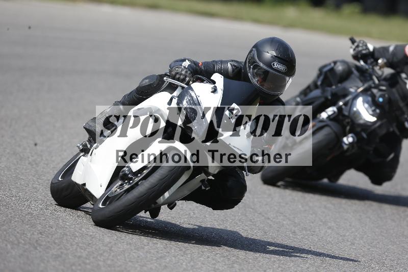 /49 26.08.2025 Cornu Master School ADR/gruen-vert/4